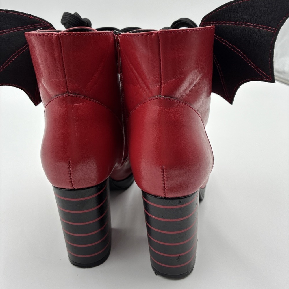 Hotel Transylvania Mavis Red Bat Wing Platform Boots FUN4051AD-6 Womens 6 - Picture 12 of 16